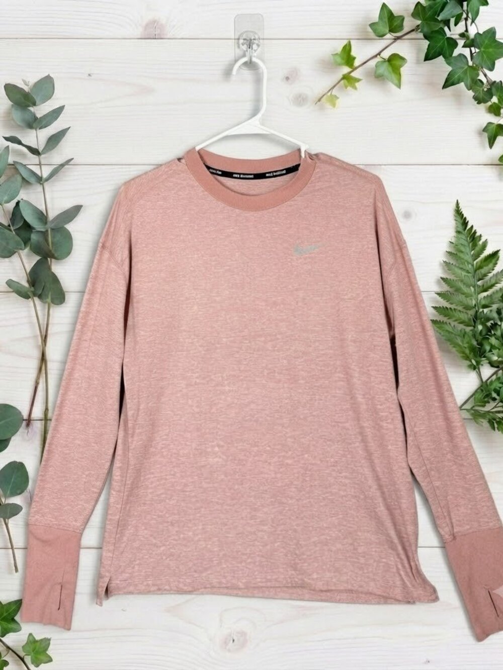 Nike Running Element Dri Fit Long Sleeve Shirt Medium Women 928741 Pink Stretch